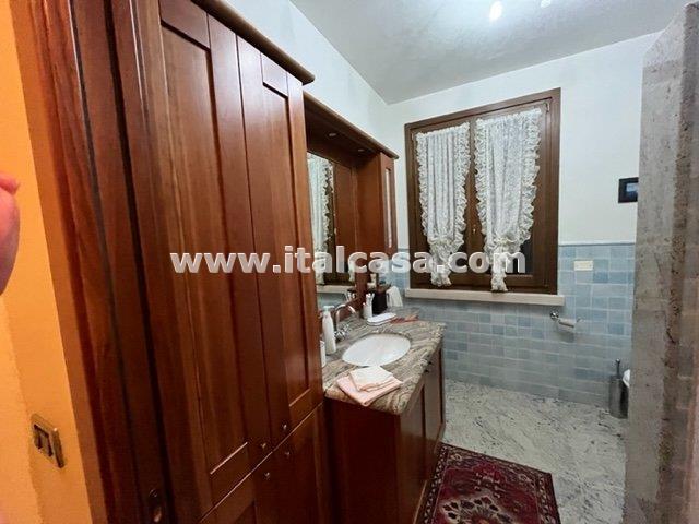 Villa Bifamiliare in vendita a Castiglione Delle Stiviere